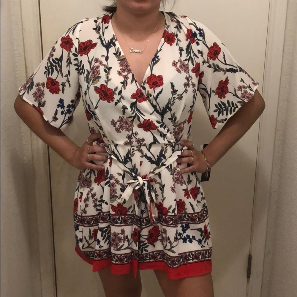 Floral romper. NWT